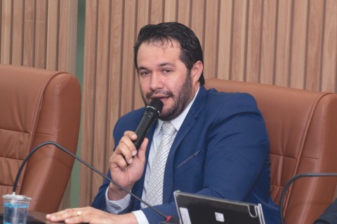 Projeto que visa proteger idosos contra golpes é aprovado pela Câmara Municipal